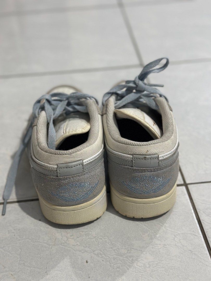 Jordan low (Category: Sneakers) located in Santa Rosa. Submitted by che1995 (Listing ID 1379960386, Image 2). Description: Hindi na nagagamit.