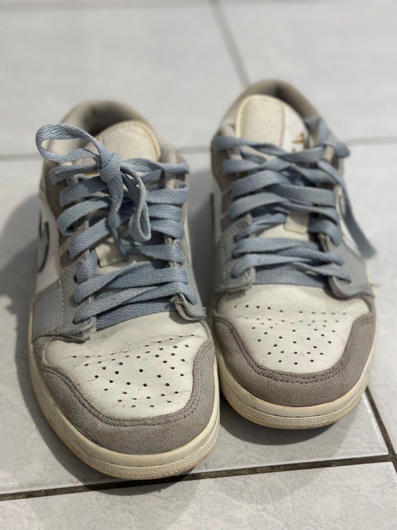 Jordan low (Category: Sneakers) located in Santa Rosa. Submitted by che1995 (Listing ID 1379960386, Image 3). Description: Hindi na nagagamit.