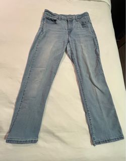 (Category: ) located in . Submitted by rainy45 (Listing ID 1379945885, Image 1). Description: .