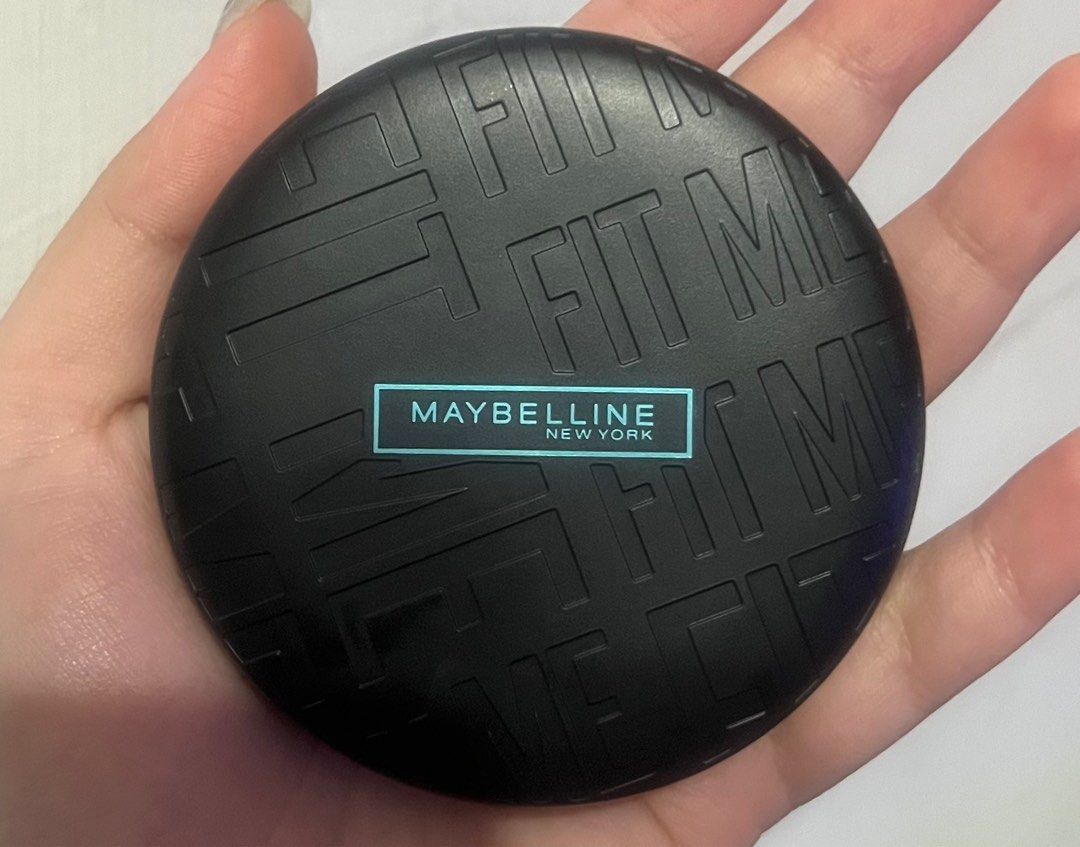 由 lemon_sun____ (刊登 ID 1380049152，圖片 1) 提交，位於 新北市 (New Taipei) 的 Maybeline 媚比琳 Fitme 空氣粉餅 112 (類別：化妝品)，說明：使用過1-2次 發現色號買黑了 25.07.11拿到手的 故便宜出售 從寶雅線上購購入 會另外開賣場 運費38。