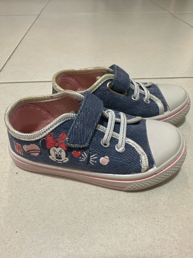 Mickey mouse shoes for kids (Category: Babies & Kids Fashion) located in Marilao. Submitted by agonold (Listing ID 1379927920, Image 2). Description: Unused Mickey mouse shoes for kids Size 25 Gift only .