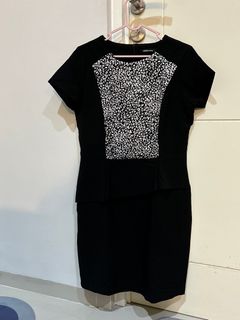 (Kategori: ) berada di . Dikirim oleh silver_prelovedthings (ID iklan 1379988102, Gambar 1). Deskripsi: .