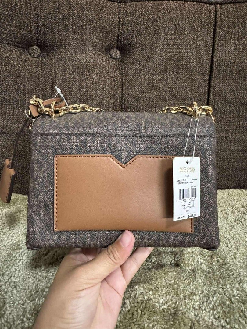 MK bag (Category: Luxury Bags & Wallets) located in Manila. Submitted by bestfindsbydivine (Listing ID 1380094385, Image 3). Description: ALL ITEMS ARE ORIGINAL FROM US of A PM for your inquiries Accepting COD with DP for sure buyer.