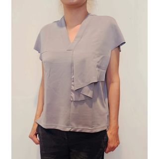 (Kategori: ) berada di . Dikirim oleh almostnewboutique (ID iklan 1379920754, Gambar 1). Deskripsi: .