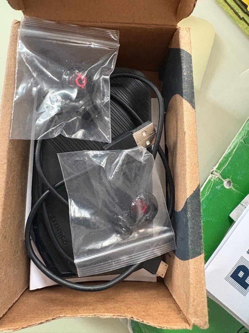 Plantronics Voyager 5200 UC Bluetooth Headset (Category: Headphones & Headsets) located in Singapore. Submitted by lesscarbon (Listing ID 1379948859, Image 3). Description: I would consider it as new as I only used it once and reverted to my wired headset as I was too lazy to charge it. Plus it comes with two pairs of spare ear tips so you can change it out immediately if you wish Plantronics Voyager 5200 UC Bluetooth headset. Comes with original