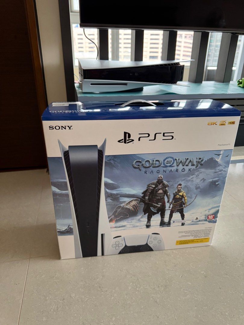 由 zhixing4520 (刊登 ID 1379982266，圖片 1) 提交，位於 台北市 (Taipei) 的 PS5 光碟版 (類別：PlayStation)，說明：PS5 光碟版，外觀如新。附原裝紙盒，手把（左搖桿有飄移），電源線，HDMI線，手把充電線 和原廠底座 台北面交。