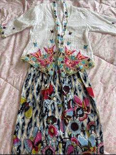 (Category: ) located in . Submitted by craftedgifts (Listing ID 1379981356, Image 1). Description: .