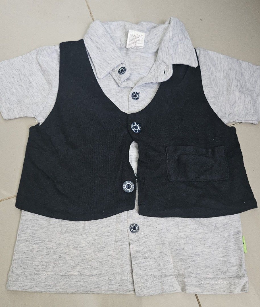 Rompi set anak (Kategori: 1 hingga 3 tahun) berada di Maros. Dikirim oleh nurulmuth (ID iklan 1379975213, Gambar 1). Deskripsi: .