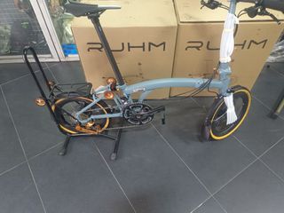 （分類：）位於 。 由 tkobike09943194 提交（商品編號 1379959759，圖片 1）。簡介： 。