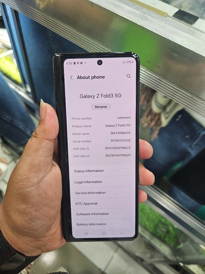 Samsung Galaxy Z Fold3 5G (Category: Samsung) located in Manila. Submitted by lucky.charm.gadgets (Listing ID 1380064240, Image 3). Description: Samsung Galaxy Z Fold3 5G 12/512gb ALL GOODS AT WORKING PEDE PANG PARTS SA SMALL SCREEN NO ISSUE TEST TO SAWA BAGO *Sa main LCD NOT WORKING ,PERO DI NAKAKA APEKTO SA SMOOTH PERFORMANCE ,OBVIOUS NA OBVIOUS YUNG ISSUE BUY AT YOUR OWN RISK BAWAL SA MAARTE AT NAG IINARTE ! PEDE SA NAG TITIPID. MAGBASA KA MUN