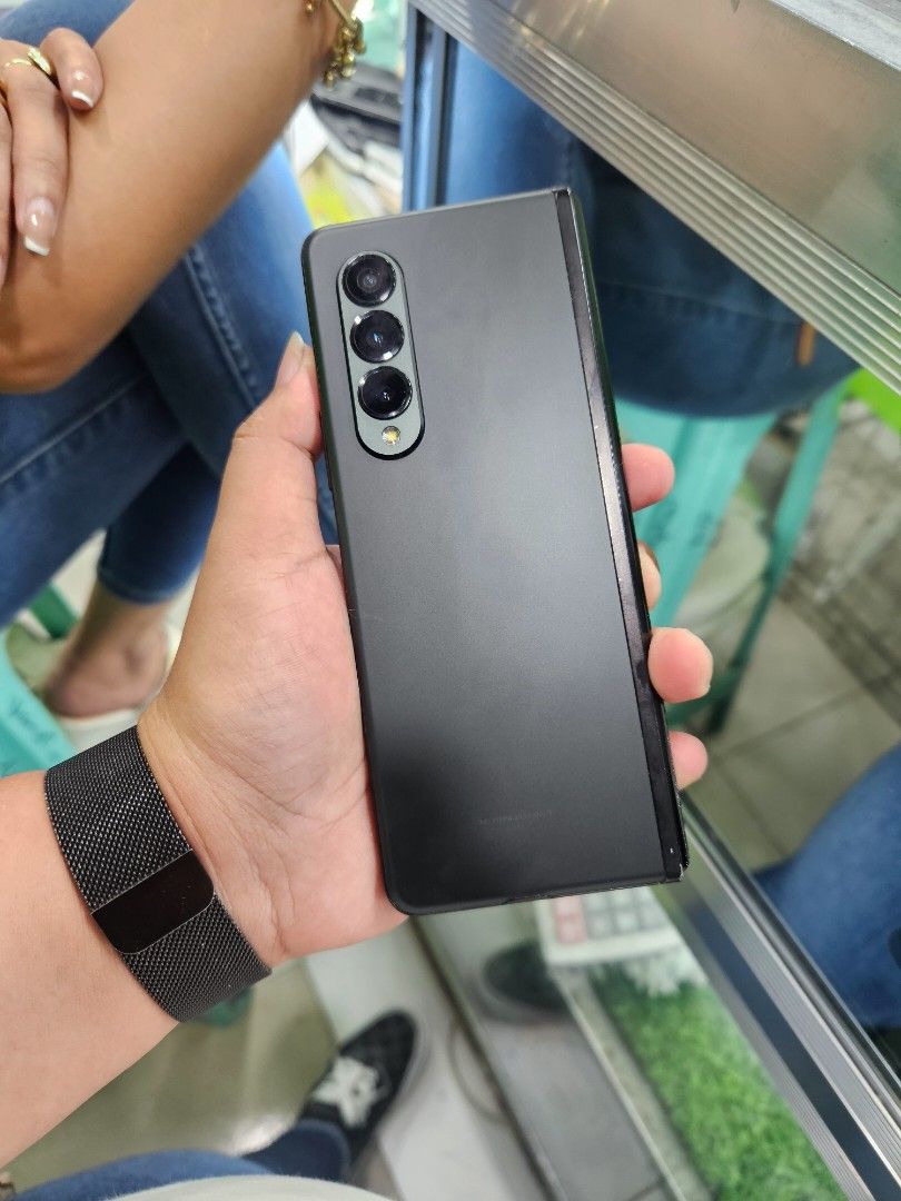 Samsung Galaxy Z Fold3 5G (Category: Samsung) located in Manila. Submitted by lucky.charm.gadgets (Listing ID 1380064240, Image 1). Description: Samsung Galaxy Z Fold3 5G 12/512gb ALL GOODS AT WORKING PEDE PANG PARTS SA SMALL SCREEN NO ISSUE TEST TO SAWA BAGO *Sa main LCD NOT WORKING ,PERO DI NAKAKA APEKTO SA SMOOTH PERFORMANCE ,OBVIOUS NA OBVIOUS YUNG ISSUE BUY AT YOUR OWN RISK BAWAL SA MAARTE AT NAG IINARTE ! PEDE SA NAG TITIPID. MAGBASA KA MUN