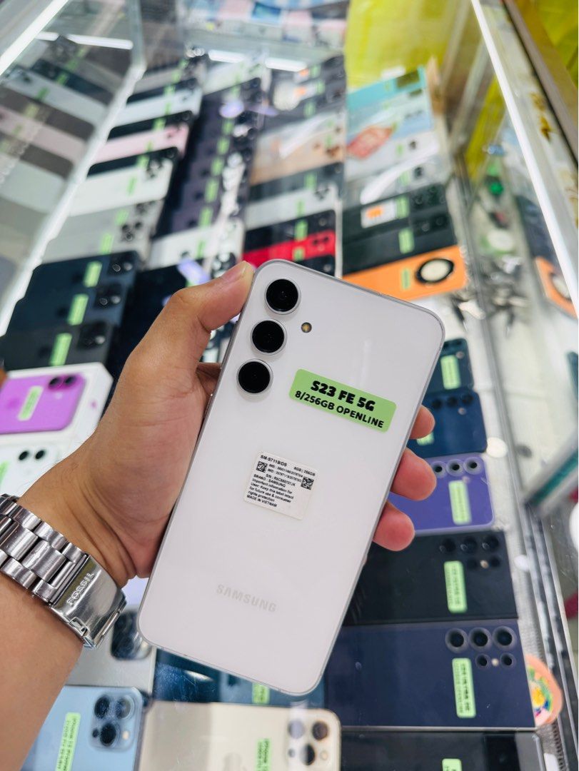 Samsung S23 FE 8/256GB OPENLINE NTC Approved (Category: Samsung) located in San Juan City. Submitted by Khalidmgdla08 (Listing ID 1380073906, Image 2). Description: FOR SALE | TRADE/SWAP Price: 16,000 On hand: S23 FE✔️ 8/256GB ✔️ OPENLINE ✔️ NTC APPROVED ✔️ 100% Original ✔️ 99% Makinis ✔️ 99% Smooth ✔️ NOT REFURB ✔️ NO HIDDEN ISSUES ✔️ NEVER BEEN REPAIRED ✔️ TEST TO SAWA✔️ FREE 3-UTOOLS ✔️ ANY MODEL OF IPHONE AND SAMSUNG ARE AVAILABLE! ✨ We accep