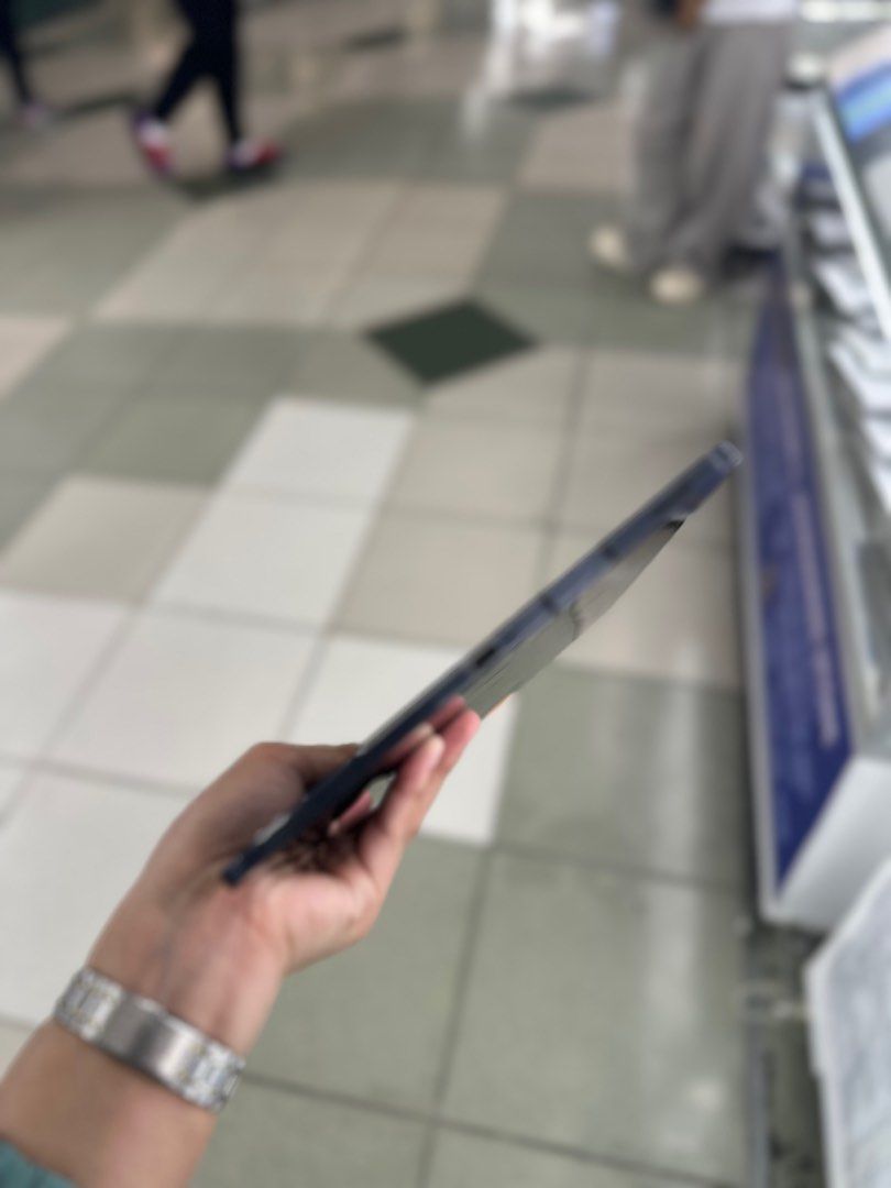Samsung Tab S7 Plus LTE With Sim No Issue (Category: Android) located in San Juan City. Submitted by aynaagadgets (Listing ID 1380077121, Image 3). Description: FOR SALE | TRADE / SWAP PASS SA MGA SCAMMERS / THIRD PARTY (RFS: Buy and Sell) SAMSUNG TAB S7 PLUS WITH SIM ⬇️DETAILS⬇️ •256 GB (Other storage is also available) •With Sim (Other Variant is still available but may vary) •Blacm (Other color is also available but price may vary) •NTC Varian