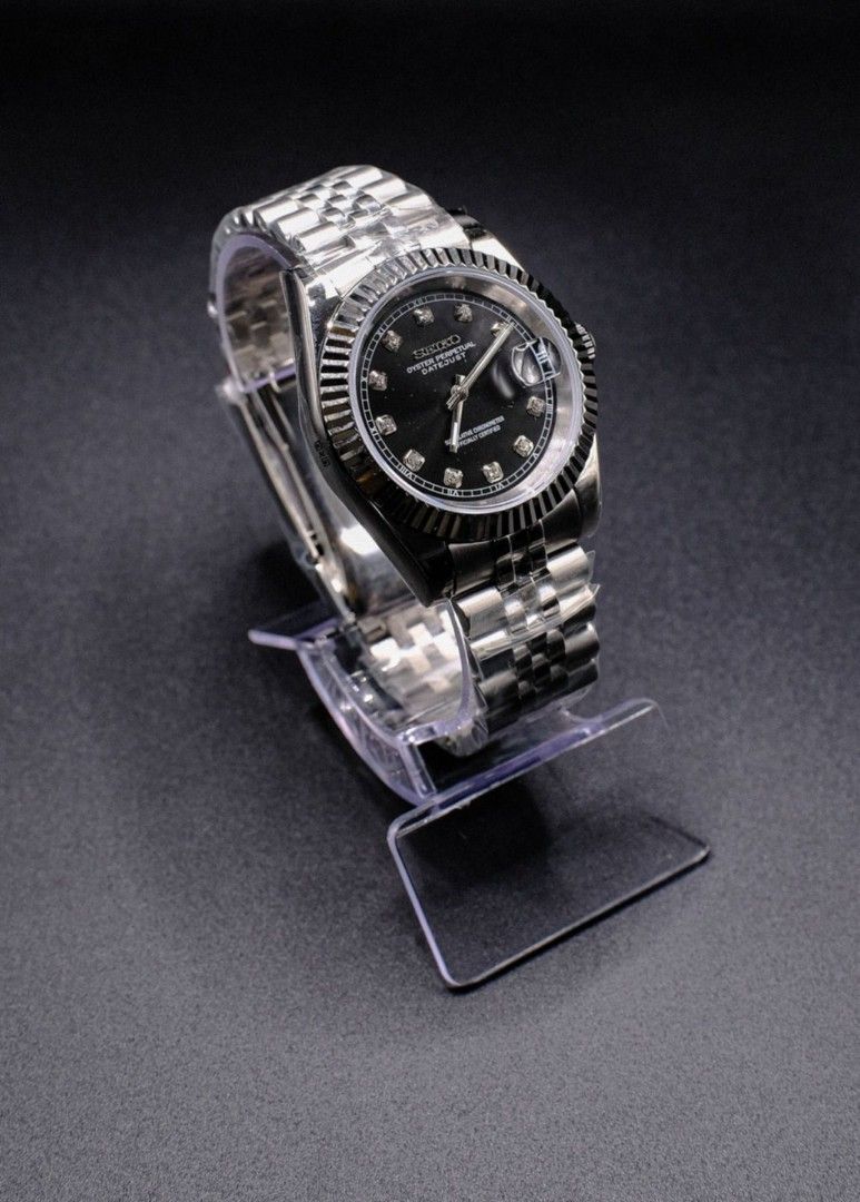 Seiko Mod Datejust Black Dial Diamonds (Category: Luxury Watches) located in Manila. Submitted by rafael_lesaguis (Listing ID 1379916403, Image 2). Description: BRANDNEW! Seiko Mod Datejust Black Dial Diamonds Movement: Seiko NH35 Automatic TMI version with winding and hacking feature Case and Strap: 39mm 904L Stainless Steel / Oyster Strap Dial: Seiko logo with diamond markers Glass: Sapphire scratch resistant Hands: Datejust hands Timegrapher c