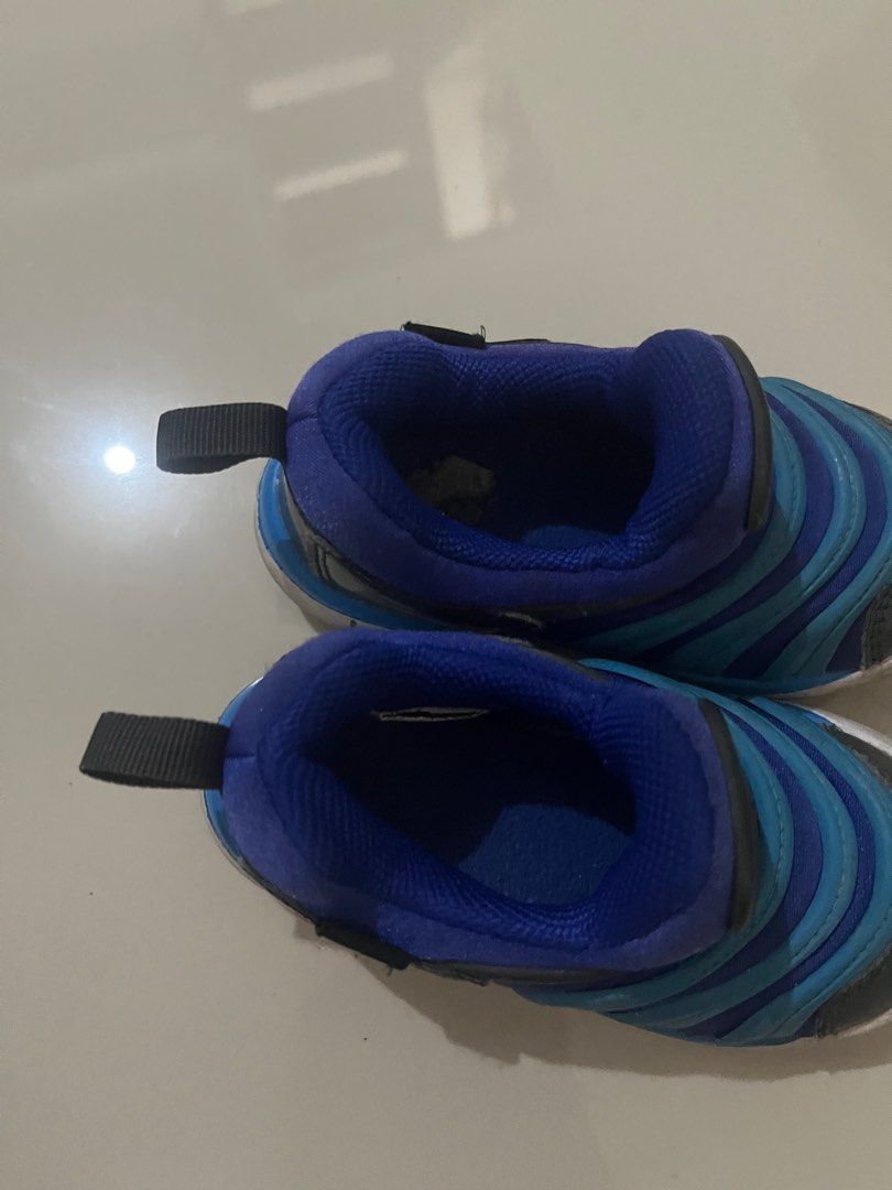Sepatu nike anak original (Kategori: Orang Tua, Bayi & Anak - Lainnya) berada di Jakarta Selatan. Dikirim oleh oriesa990 (ID iklan 1380043845, Gambar 3). Deskripsi: Cocok untuk anak 8bln -2 thn.