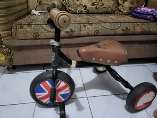 (Kategori: ) berada di . Dikirim oleh bargain_store (ID iklan 1380072489, Gambar 1). Deskripsi: .