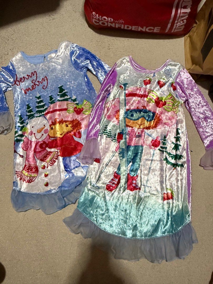 Strawberry Shortcake Girls' Dresses - Size 4 & 6 (Category: Babies & Kids Fashion) located in Singapore. Submitted by impossible007 (Listing ID 1380091680, Image 1). Description: Adorable Strawberry Shortcake dresses, perfect for any little girl! Available in sizes 4 and 6. Features a festive winter design. Made of soft, flame-resistant material. Great for sleep or play!.