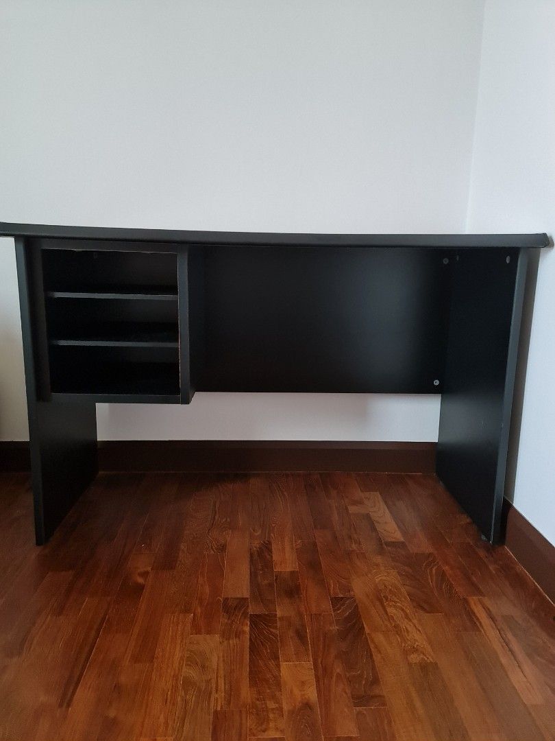 Study Table (Category: Tables & Sets) located in Singapore. Submitted by tai (Listing ID 1379957766, Image 1). Description: Solid Wood Study Table Lightly used, no scratches or dents. L:116cm,D:48cm, H:70cm.