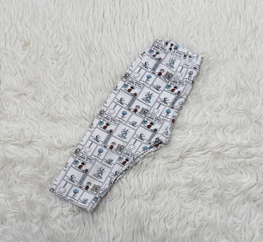 Uniqlo Legging Anak Snoopy (Kategori: 1 hingga 3 tahun) berada di Tangerang. Dikirim oleh prelovedaja1 (ID iklan 1379928622, Gambar 1). Deskripsi: - ORIGINAL - Legging 3/4 - Size 110 (dipakai anak 3-4thn) - Cuci kucek - Detergent menggunakan Ougi - Tidak pernah di setrika - Smart buyer, cek kondisi barang baru nego - Harga ku memang lebih tinggi dibanding toko lain. Tapi ngga akan kecewa setelah liat barang nya sampe di kamu ☺️ - Ada harga ada ru