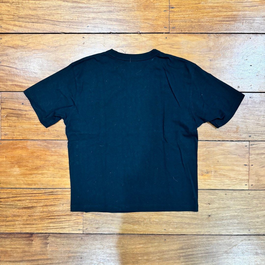 UNIQLO U T-Shirt (Black) (Category: Tshirts & Polo Shirts ) located in Manila. Submitted by bennythrift (Listing ID 1380038681, Image 2). Description: UNIQLO U Black T-Shirt - Authentic - Worn less than 5 times - No blemishes, but has been tailored to reduce length Size: Small Shoulder: 17.5 inch / 44.5 cm Sleeve: 8 inch / 20.3 cm Chest: 20 inch / 50.8 cm Length: 23.6 inch / 60 cm Hem: 19 inch / 28.3 cm .