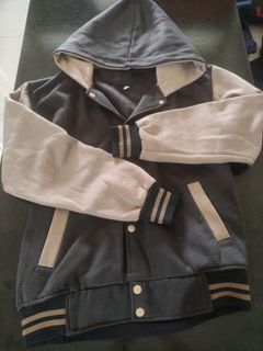 (Kategori: ) berada di . Dikirim oleh anaz_preloved (ID iklan 1380008404, Gambar 1). Deskripsi: .
