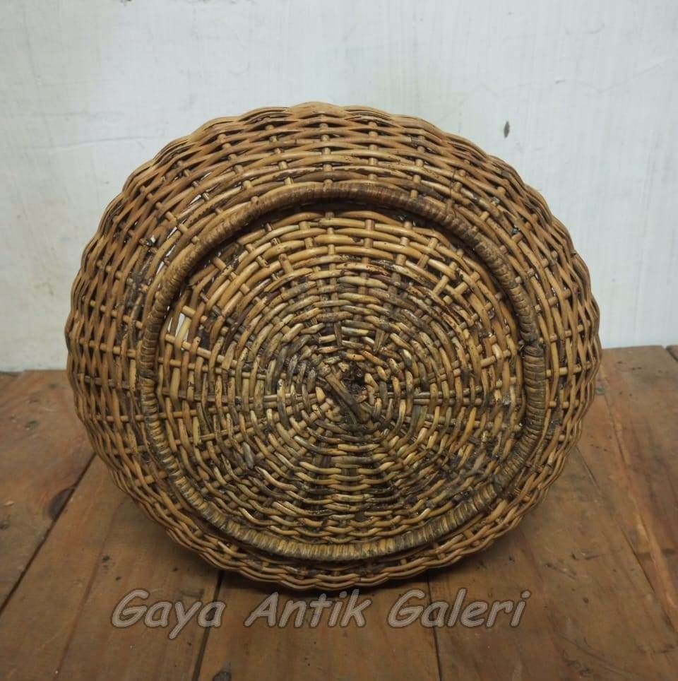 Vintage Rattan Picnic Box / Keranjang Rotan, Antik, Lainnya di Carousell