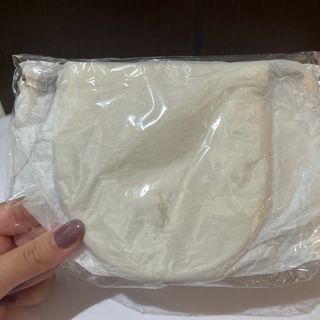 由 leelah98 (刊登 ID 1380077628，圖片 1) 提交，位於 的 (類別：)，說明：。