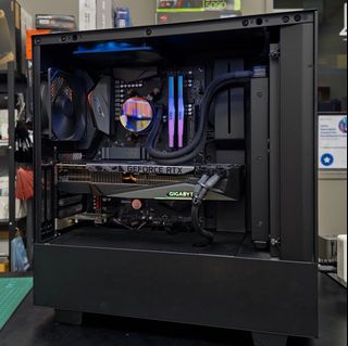 (Category: ) located in . Submitted by tradezonepc (Listing ID 1380183156, Image 1). Description: .