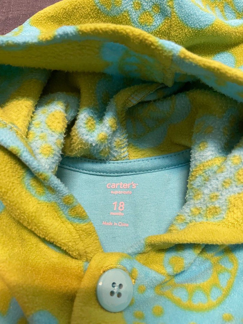 由 spring00 (刊登 ID 1380137468，圖片 3) 提交，位於 新北市 (New Taipei) 的 卡特套頭上衣18m (類別：嬰兒及兒童流行時尚)，說明：質感柔軟舒服。