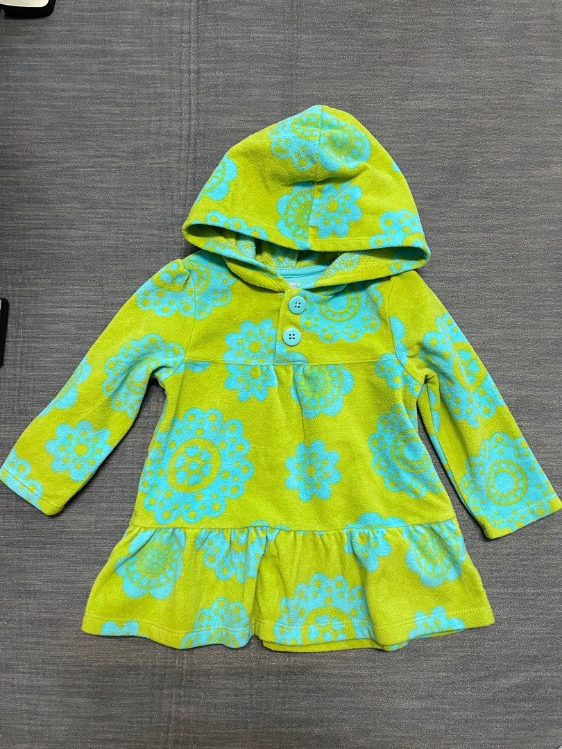 由 spring00 (刊登 ID 1380137468，圖片 1) 提交，位於 新北市 (New Taipei) 的 卡特套頭上衣18m (類別：嬰兒及兒童流行時尚)，說明：質感柔軟舒服。