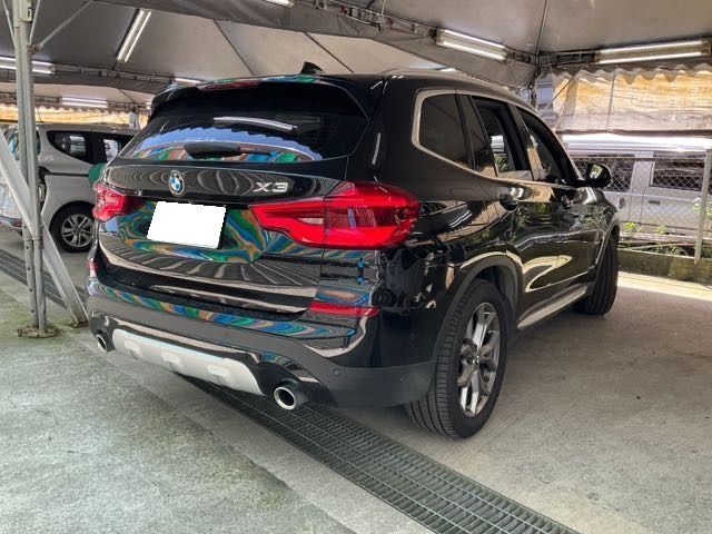 由 a779573339957 (刊登 ID 1380180230，圖片 2) 提交，位於 新北市 (New Taipei) 的 2017 BMW X3 20D 柴油 2.0L11.6萬公里 4WD NT$690,000 (類別：汽車出售)，說明：有第三方認證，無待修、無泡水、無事故、三大保固 LINE:PT0974 #汽車#中古車#新車#原廠#代理商#貿易商#新古車#買車#賣車#五股#新北市#台北市#桃園市#換車 。