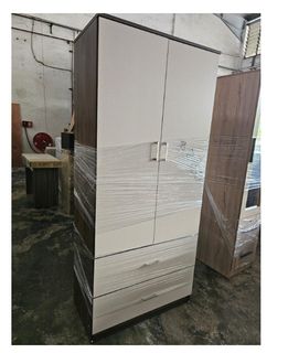 (Category: ) located in . Submitted by furnituresg (Listing ID 1380160555, Image 1). Description: .