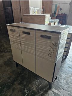 (Category: ) located in . Submitted by furnituresg (Listing ID 1380156963, Image 1). Description: .