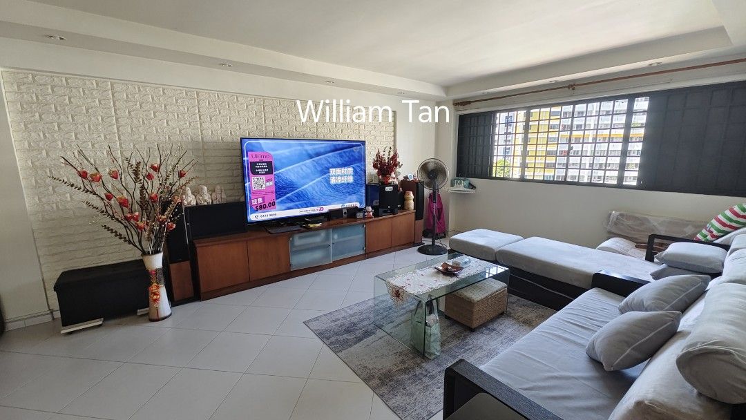 5RM Flat in Ang Mo Kio Ave 10 Point Block for Sales!, Property