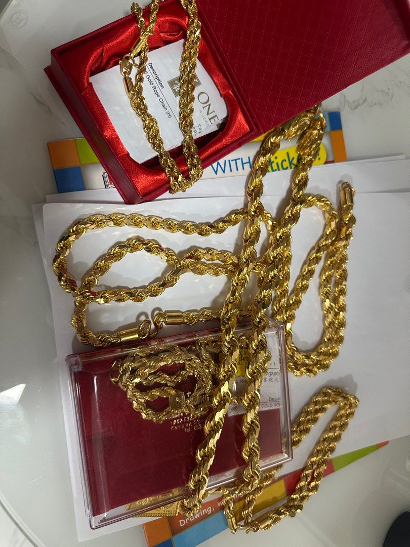 916 Gold Necklace (Highest Buy Back) / 916 Chain / Pawn Ticket / 916 / 916 Necklace / 999 / 999 gold / gold chain (Category: Necklaces) located in Singapore. Submitted by brickbeartree (Listing ID 1371168622, Image 1). Description: Highest take in any gold jewellery/ pawn ticket No gimmicks Fast cash to sell your item Price vary on item and condition .