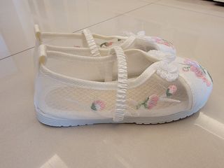由 gogoaudrey (刊登 ID 1380181148，圖片 1) 提交，位於 的 (類別：)，說明：。
