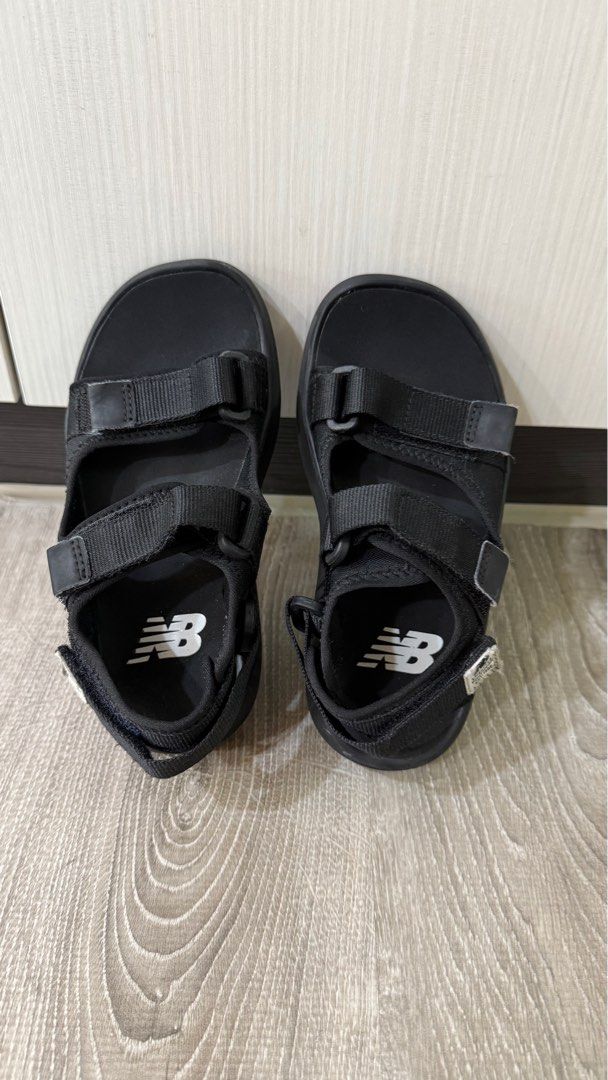 由 kellyhuang. (刊登 ID 1380131279，圖片 1) 提交，位於 新北市 (New Taipei) 的 兒童涼鞋 (類別：嬰兒及兒童流行時尚)，說明：【 尺寸 】US 11、17cm（圖3） 【 說明 】少穿。。