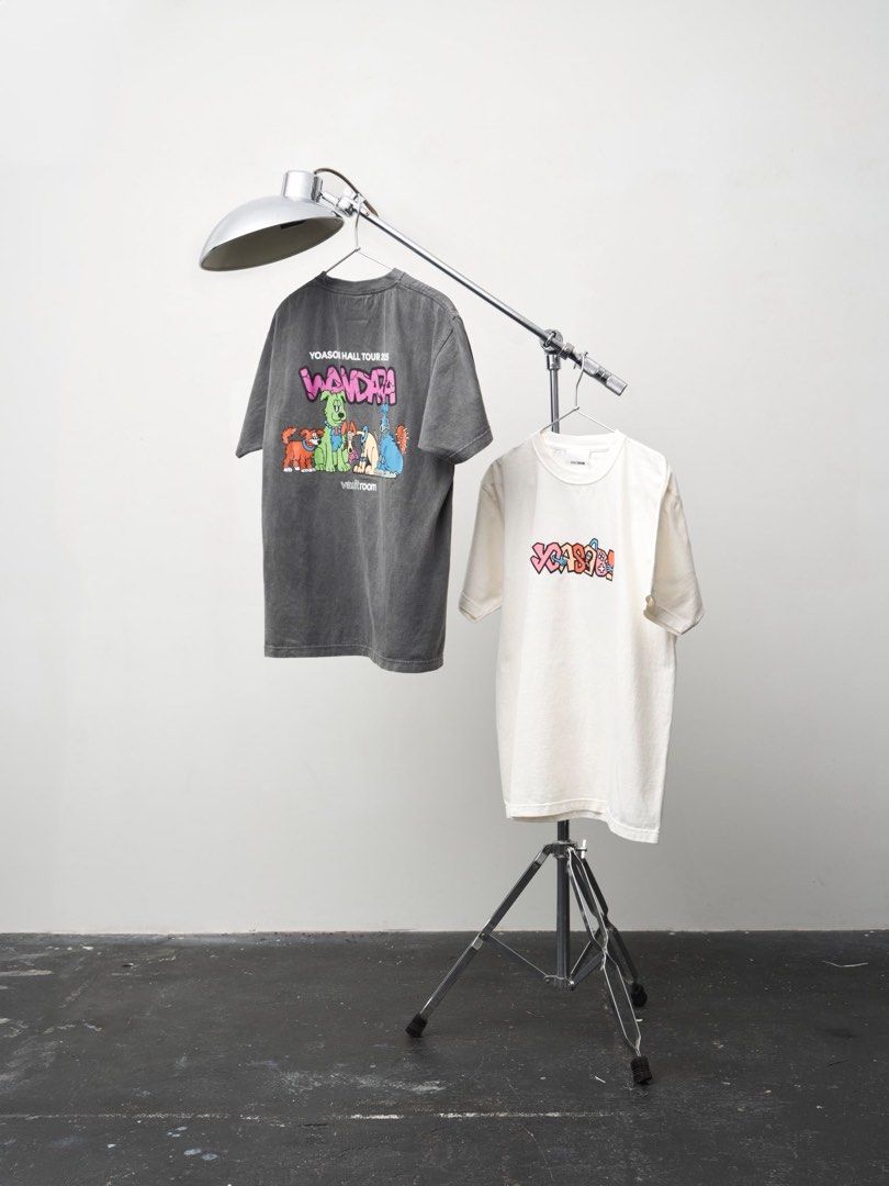【Lサイズ/チャコール】YOASOBI vaultroom コラボ Tシャツ Lサイズ/チャコール】YOASOBI vaultroom コラボ Tシャツ - メルカリ