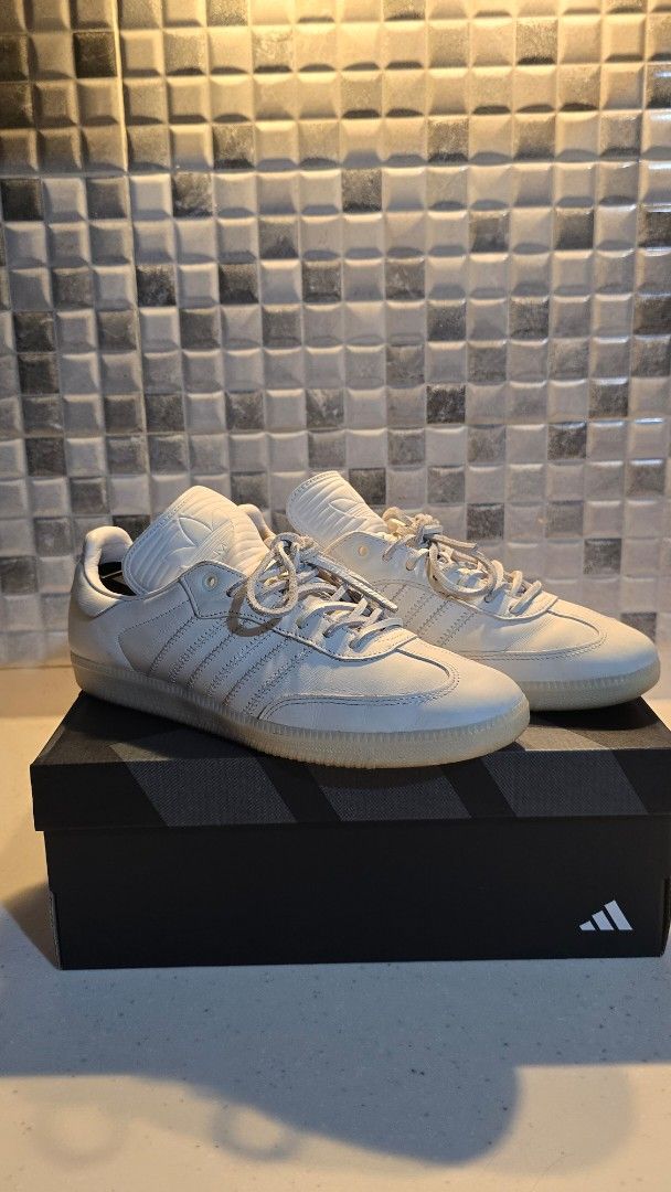 Adidas Samba Humanrace (Category: Sneakers) located in San Fernando. Submitted by hapinuyir (Listing ID 1380269829, Image 1). Description: Like New Condition Adidas Samba Humanrace, pair only Bought from a reputable seller in Carousell/TTW Preloved and used with care but I currently have a different white pair of sneakers na kaya decluttering nalang. Barely used in rotation already. Newly cleaned with La Sole cleaner, slightly visible creases lan
