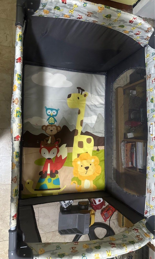 apruva crib (Category: Cots & Cribs) located in Makati City. Submitted by raichiu1 (Listing ID 1380190180, Image 2). Description: selling our preloved crib.. not using it anymore..
