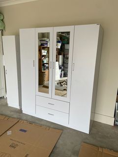 (Category: ) located in . Submitted by priceworthfurniture (Listing ID 1380125731, Image 1). Description: .