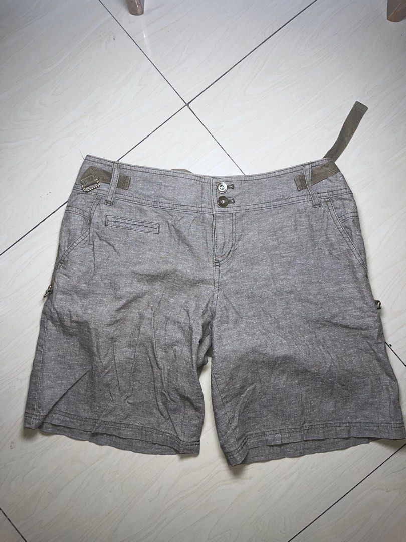 A.T USA DENIM SHORTS (Category: Shorts) located in Manila. Submitted by blickymanila (Listing ID 1380175035, Image 1). Description: SIZE WIDTH AND LENGTH 28-32 x 16.
