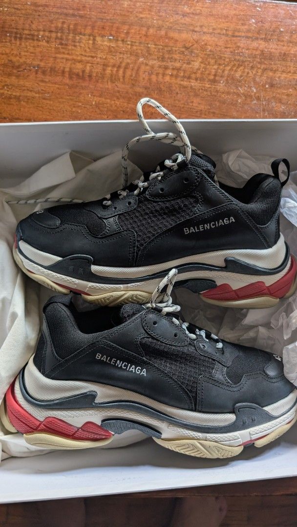 Balenciaga Triple S (Category: Casual Shoes) located in Pasig City. Submitted by steve____ (Listing ID 1380146455, Image 1). Description: authentic balenciaga triple s purchased from Dubai size 43 barely used but has some flaws due to being kept only in storage nego if getting asap.
