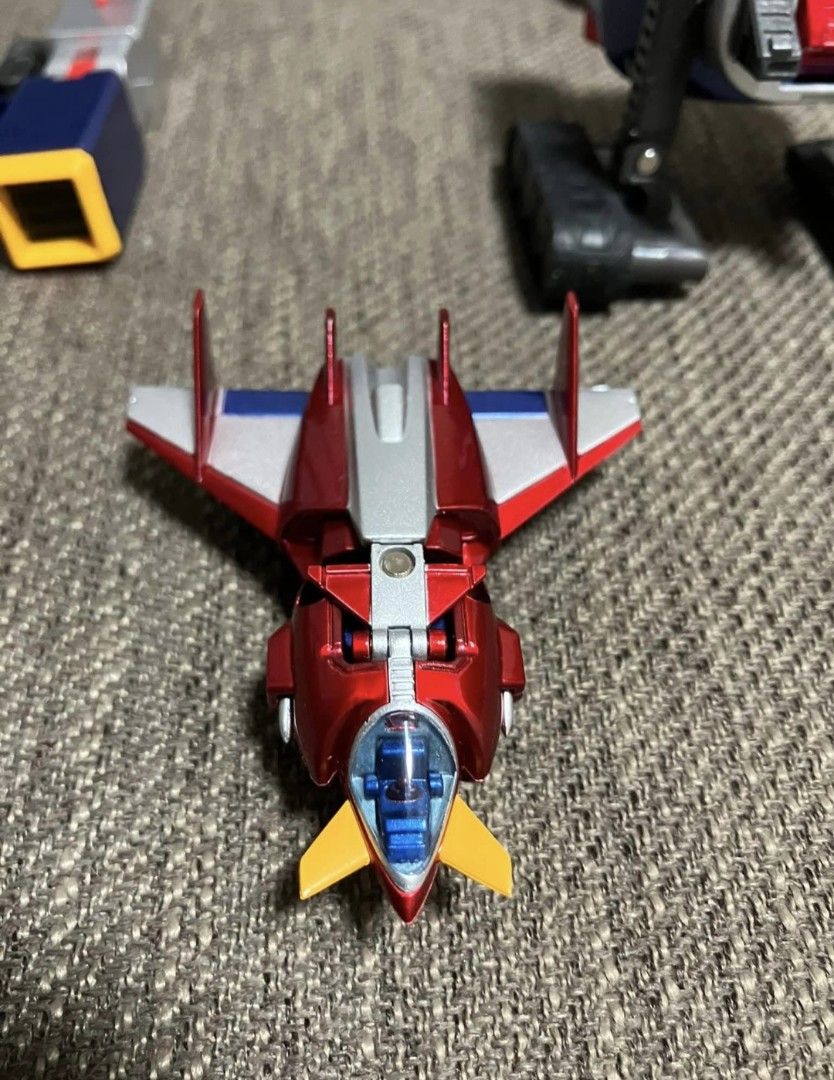 Bandai Voltes V 40th anniversary (Category: Figurines & Statues) located in Las Pinas. Submitted by All.here_OnlineShop (Listing ID 1380136252, Image 2). Description: Voltes V 40th Anniversary version in prestine condition. Displayed and no weapons or accessories included. As is no broken parts. Hard to find since boxed ones costs around 25k. 12,500 only Location: Las piñas.