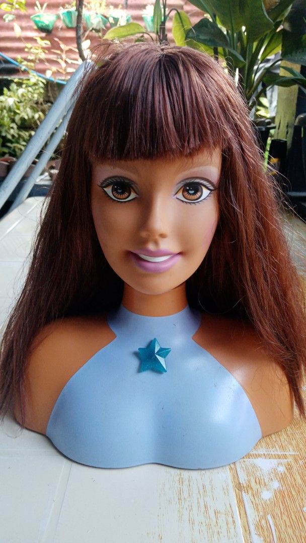 barbie styling head get glam 2002 latina variant (Category: Kids Toys) located in Polomolok. Submitted by 99chan66 (Listing ID 1380280186, Image 2). Description: for sale barbie get glam styling head (2002) latina variant 900php -may battery and working din yung soundbox loc: mindanao mop: gcash mod: jnt.