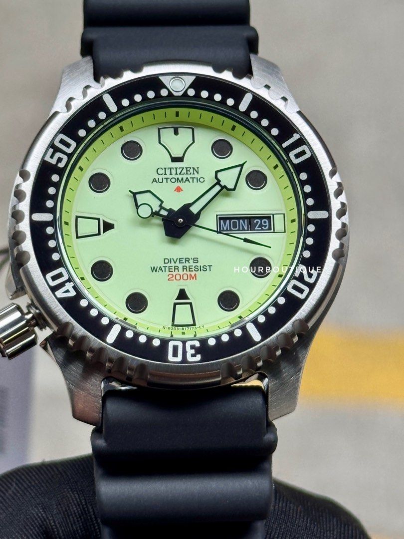 Brand New Citize ProMaster Lume Dial Automatic Divers Watch NY0040-09W (Category: Men's Watches) located in Singapore. Submitted by hour_boutique (Listing ID 1380120211, Image 2). Description: * We Have a Physical Watch Retail Shop * * All Products are Brand New in Box * * All Products come with 3 Year International Warranty * Brand New with Tags and Complete Set Diameter 42mm Rrp $742 Now $338 features - MINERAL CRYSTAL - MIYOTA AUTOMATIC MOVEME