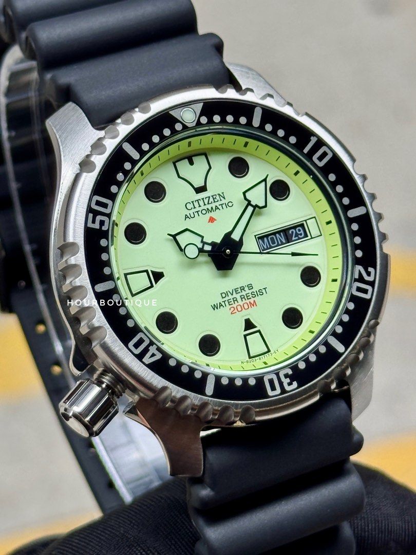Brand New Citize ProMaster Lume Dial Automatic Divers Watch NY0040-09W (Category: Men's Watches) located in Singapore. Submitted by hour_boutique (Listing ID 1380120211, Image 3). Description: * We Have a Physical Watch Retail Shop * * All Products are Brand New in Box * * All Products come with 3 Year International Warranty * Brand New with Tags and Complete Set Diameter 42mm Rrp $742 Now $338 features - MINERAL CRYSTAL - MIYOTA AUTOMATIC MOVEME