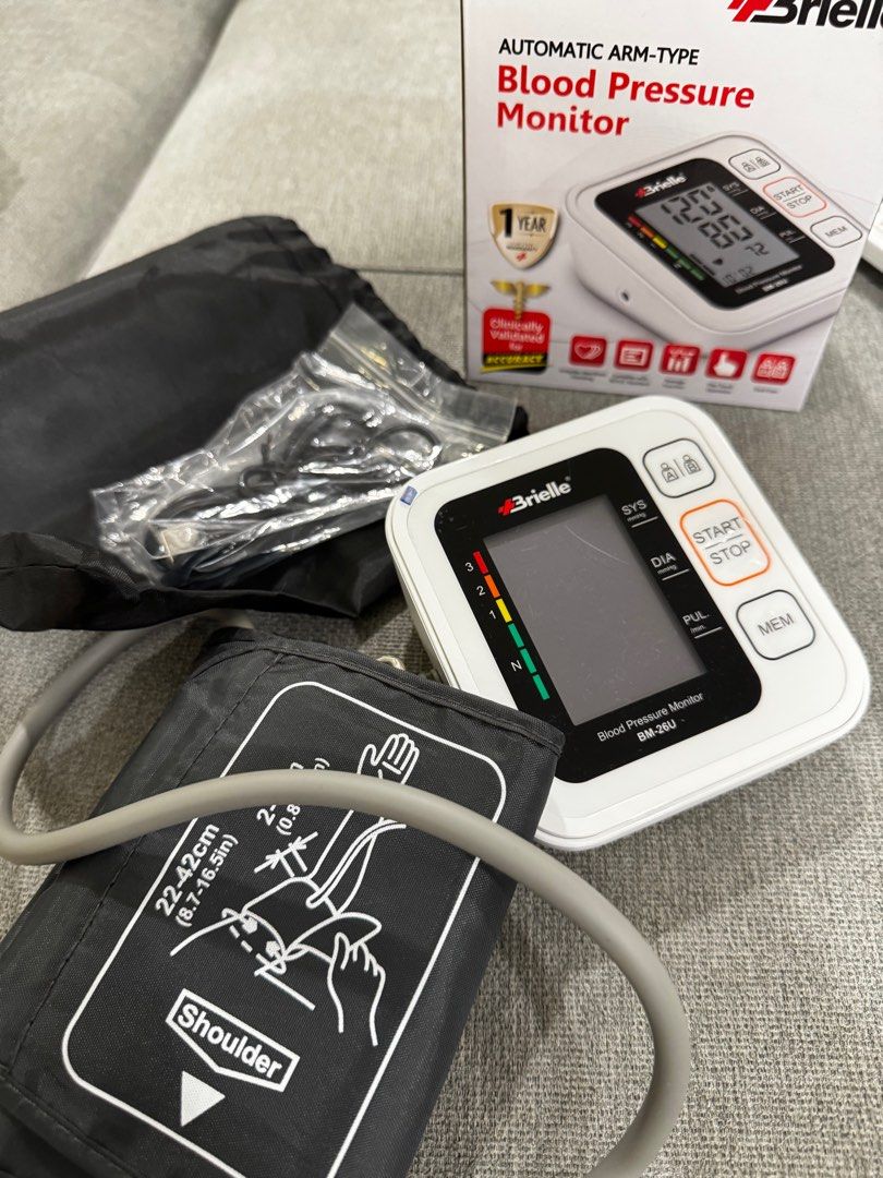 Brielle Digital BP Monitor (Category: Medical Supplies & Tools) located in Quezon City. Submitted by keropersi (Listing ID 1380237418, Image 2). Description: Still with plastic on screen. Comes with battery Rfs: i already have 2 digital bp app.