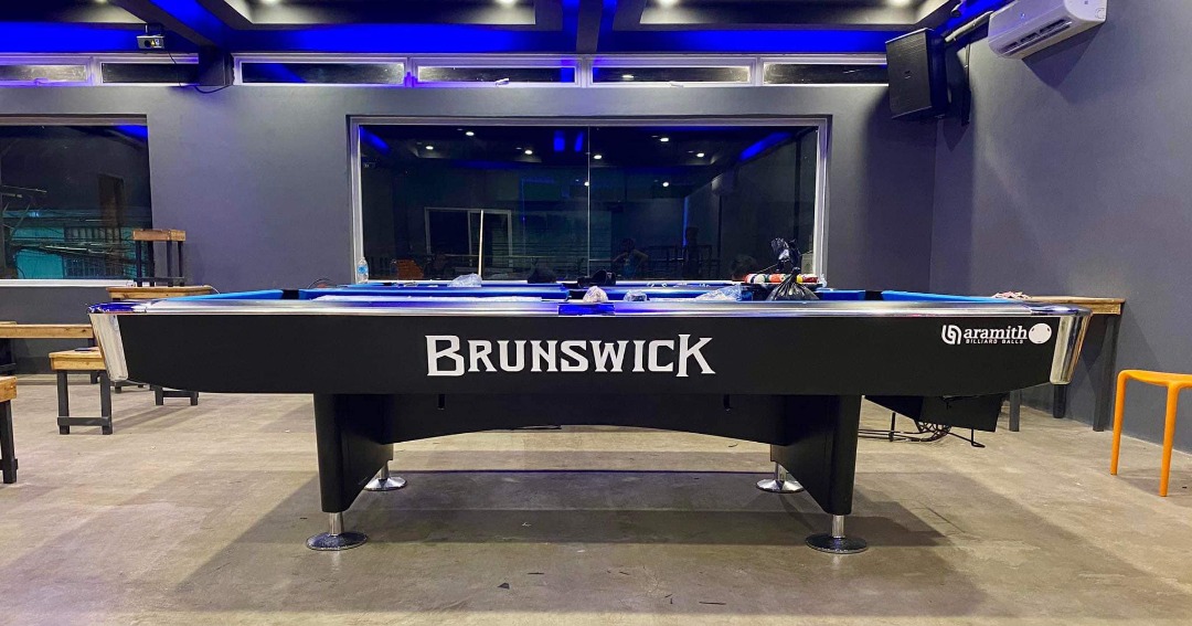 BRUNSWICK TABLE (5X9FT, BLACK), Sports Equipment, Sports & Games ...