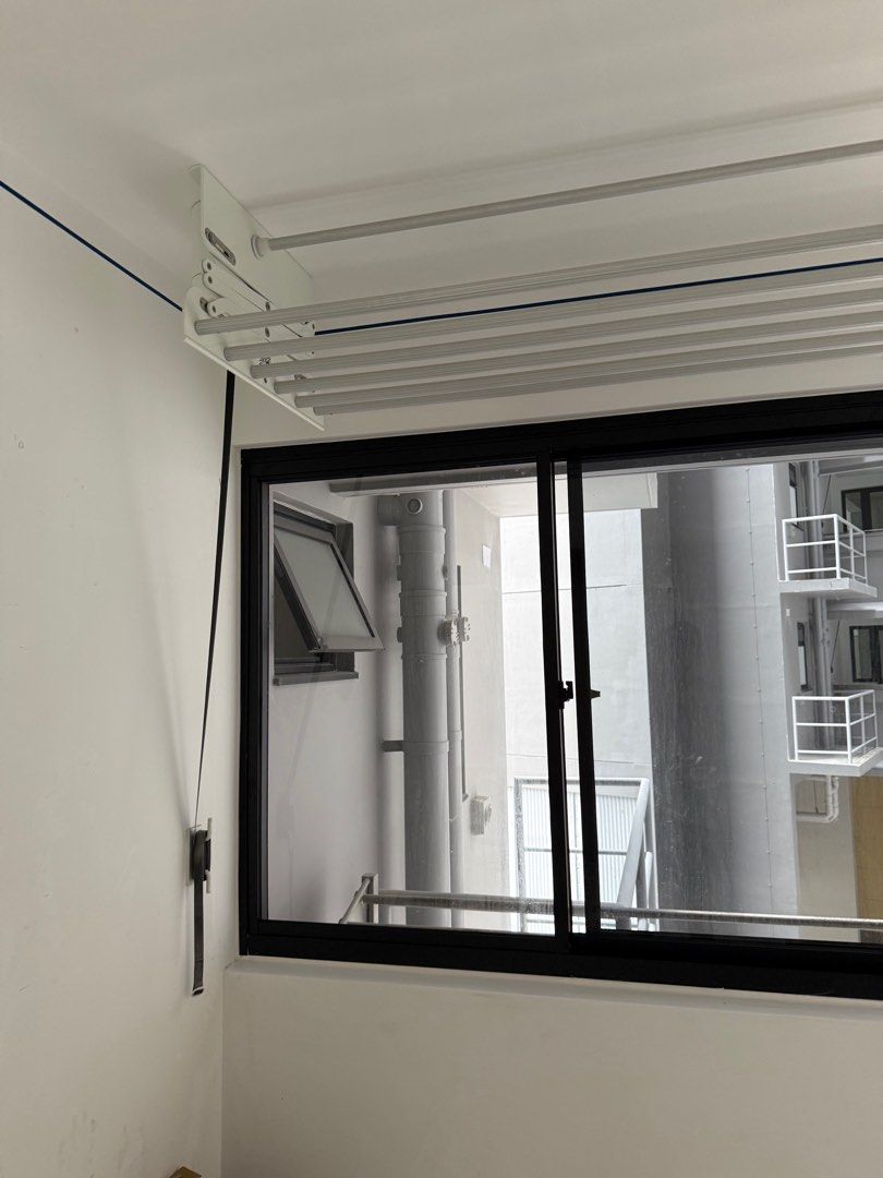 BTO Retractable laundry rack65075287444739113